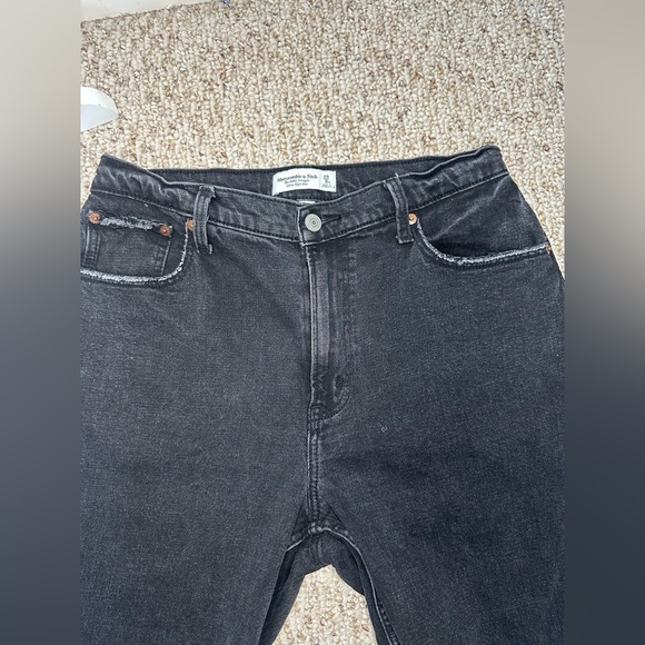 Abercrombie & Fitch The Ultra High Rise The Ankle Straight Jeans size 29 or 8 XS - Picture 8 of 10